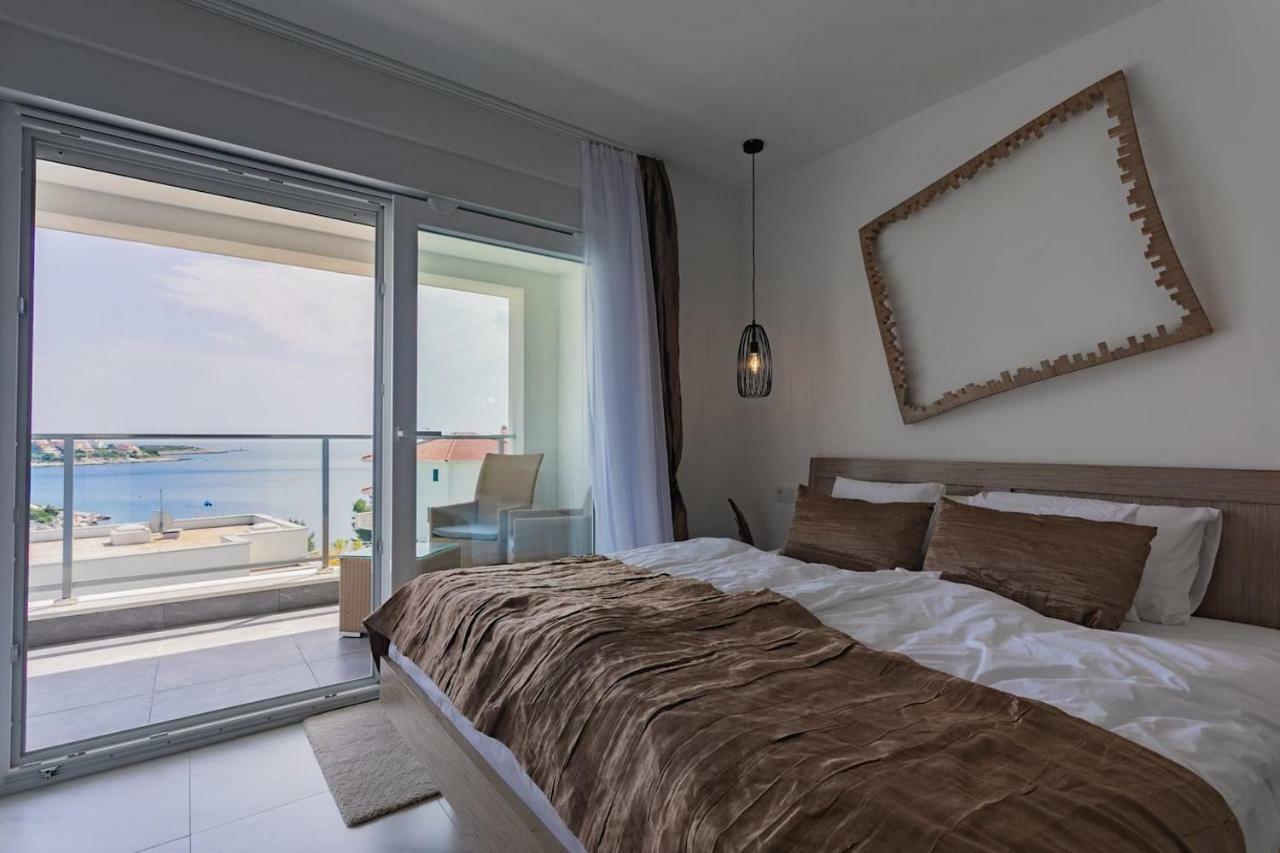 Villa Compass; Luxury Experience In Natural Bay. Razanj Exterior photo