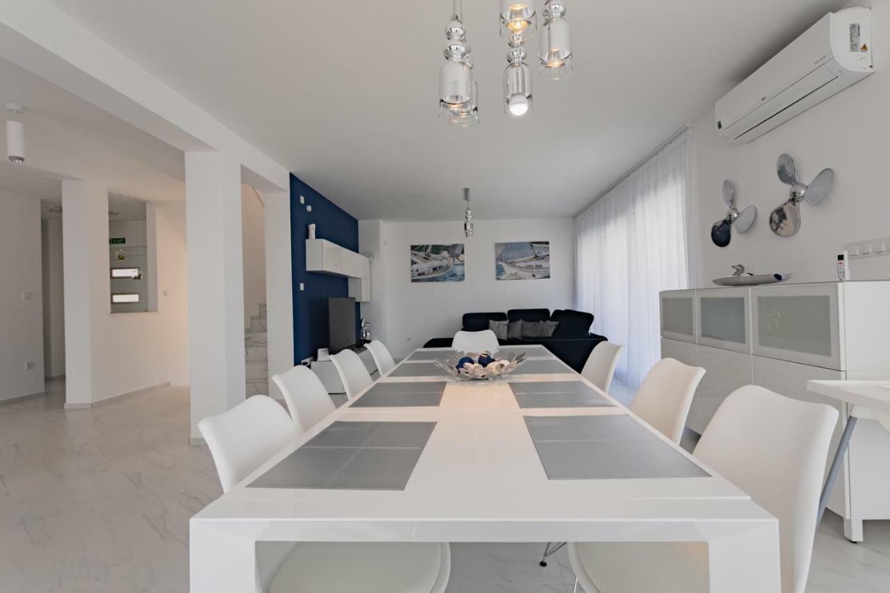 Villa Compass; Luxury Experience In Natural Bay. Razanj Exterior photo